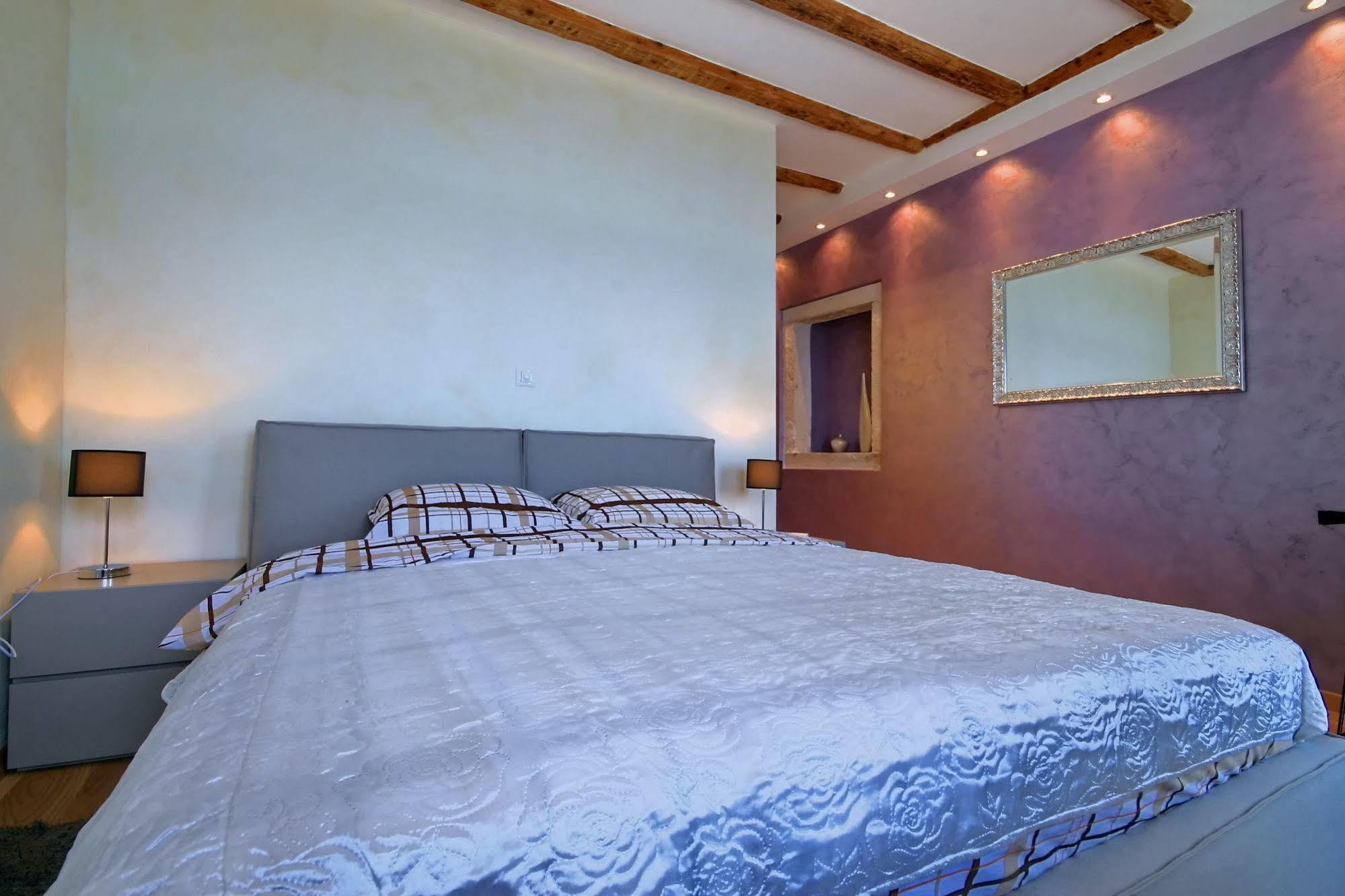 Angelo D'Oro Apartment Monte Ровинь Экстерьер фото
